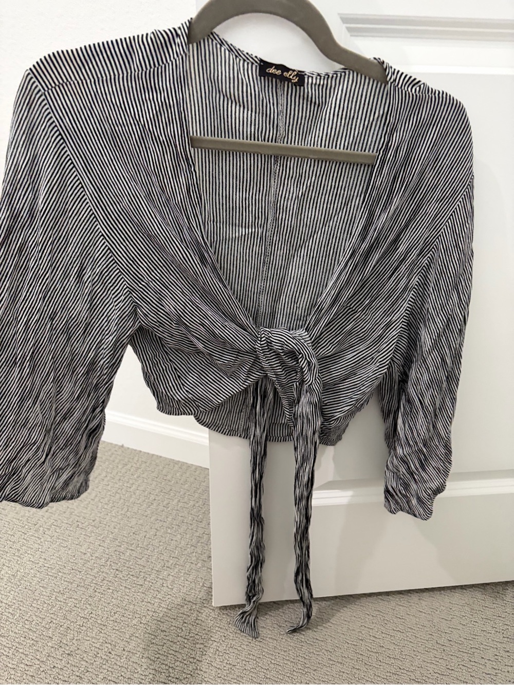 dee elle Black & White Vertical Stripe Tie-Front Crop Top